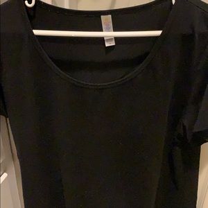 Solid black Lularoe classic t